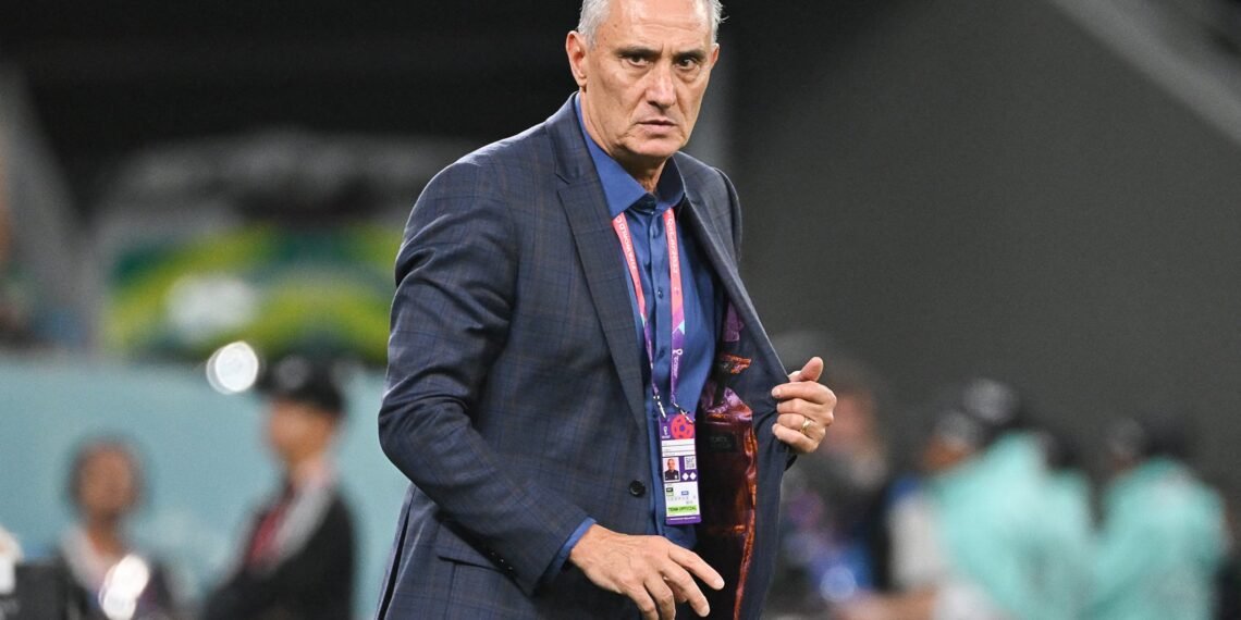 Tite lejos de Brasil y en el radar del Al-Hilal