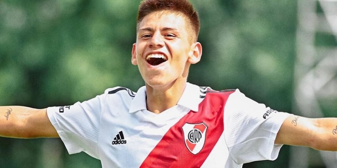 En el viejo continente siguen de cerca a la nueva joya argentina