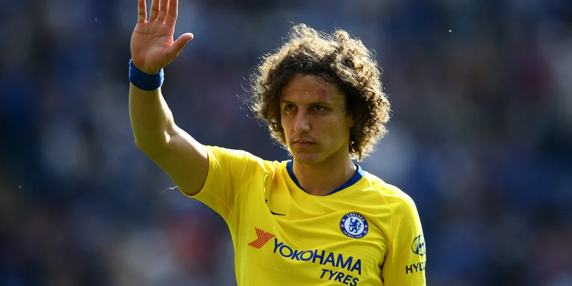 Corinthians a la carga para quedarse con David Luiz