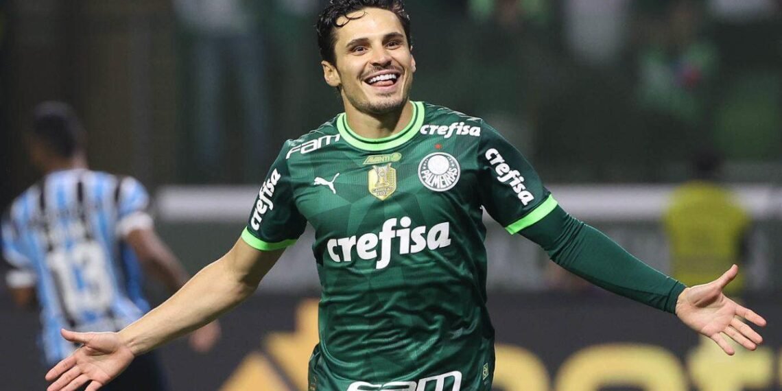 Barcelona evalua a Veiga para el puesto de Busquets