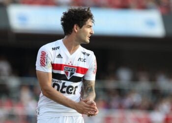 Sao Paulo busca el regreso de Alexandre Pato