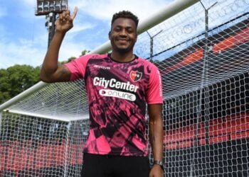 América de Cali busca asegurarse la llegada de Arboleda