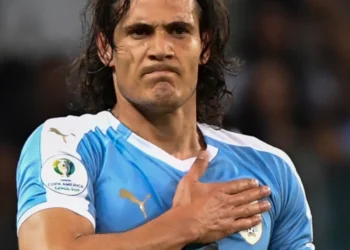 Salario actual de Edinson Cavani