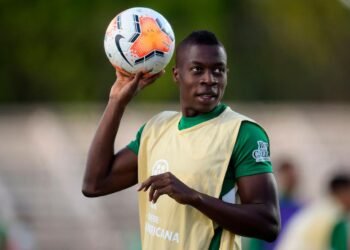 Cruzeiro confirma su acuerdo con Helibelton Palacios