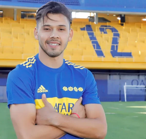 El paraguayo Óscar Romero se va de Boca envuelto en una polémica