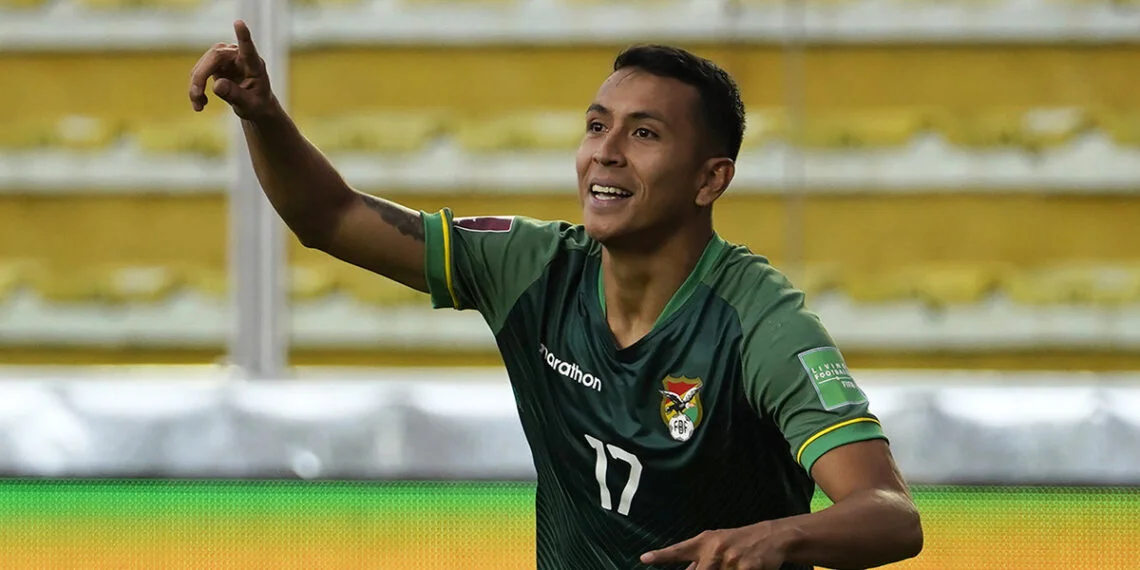 Roberto Fernández debutó en Rusia
