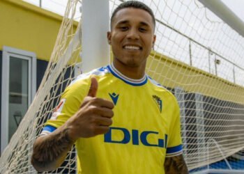 Darwin Machis vuelve al Cádiz