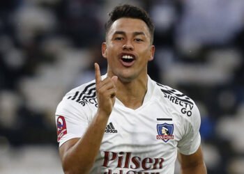Iván Morales suena para reforzar a Colo Colo