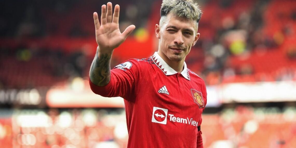 Lisandro Martinez: salario, estadísticas y otros números del “Carnicero”