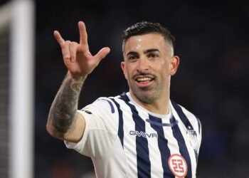 Un equipo saudí y uno brasileño compiten por llevarse a Michael Santos