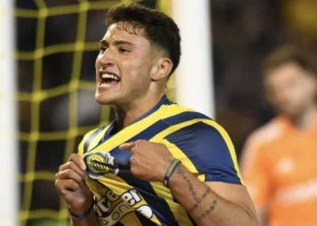 Alejo Véliz está en la mira del Milan de Italia