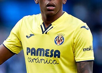 Pervis Estupiñán, el defensa estrella de Ecuador en números