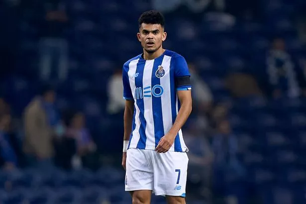 Salario de Luiz Díaz